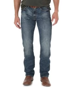 Wrangler Men's Retro Slim Straight Leg Jean